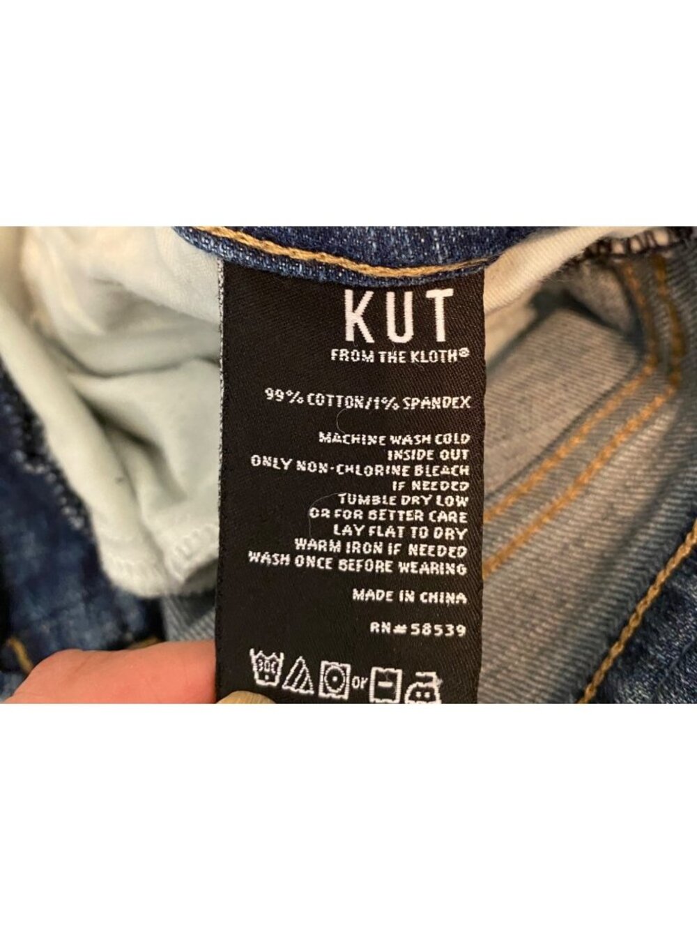 Kut From Kloth Boyfriend Distressed Cuffed Cropped Jeans Size 12 - Picture 5 of 9